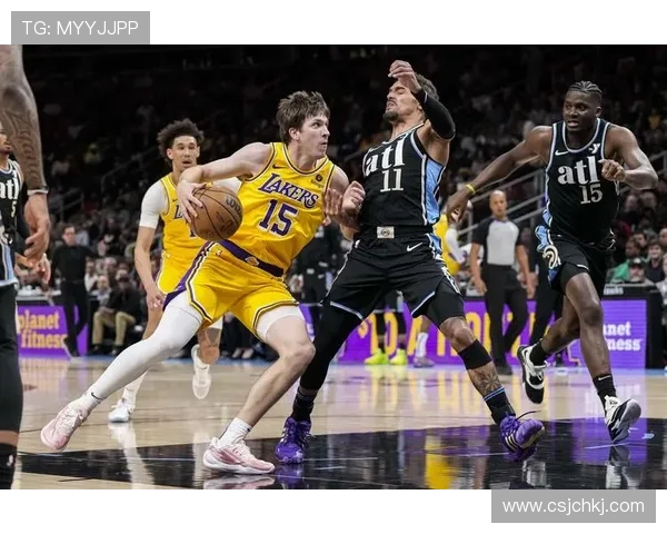 特雷杨引领新一代控球后卫潮流打破传统篮球界限的传奇之路