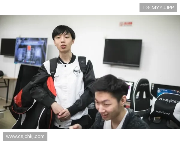 WE在世界大师赛中的节奏掌控与战术解析深度点评